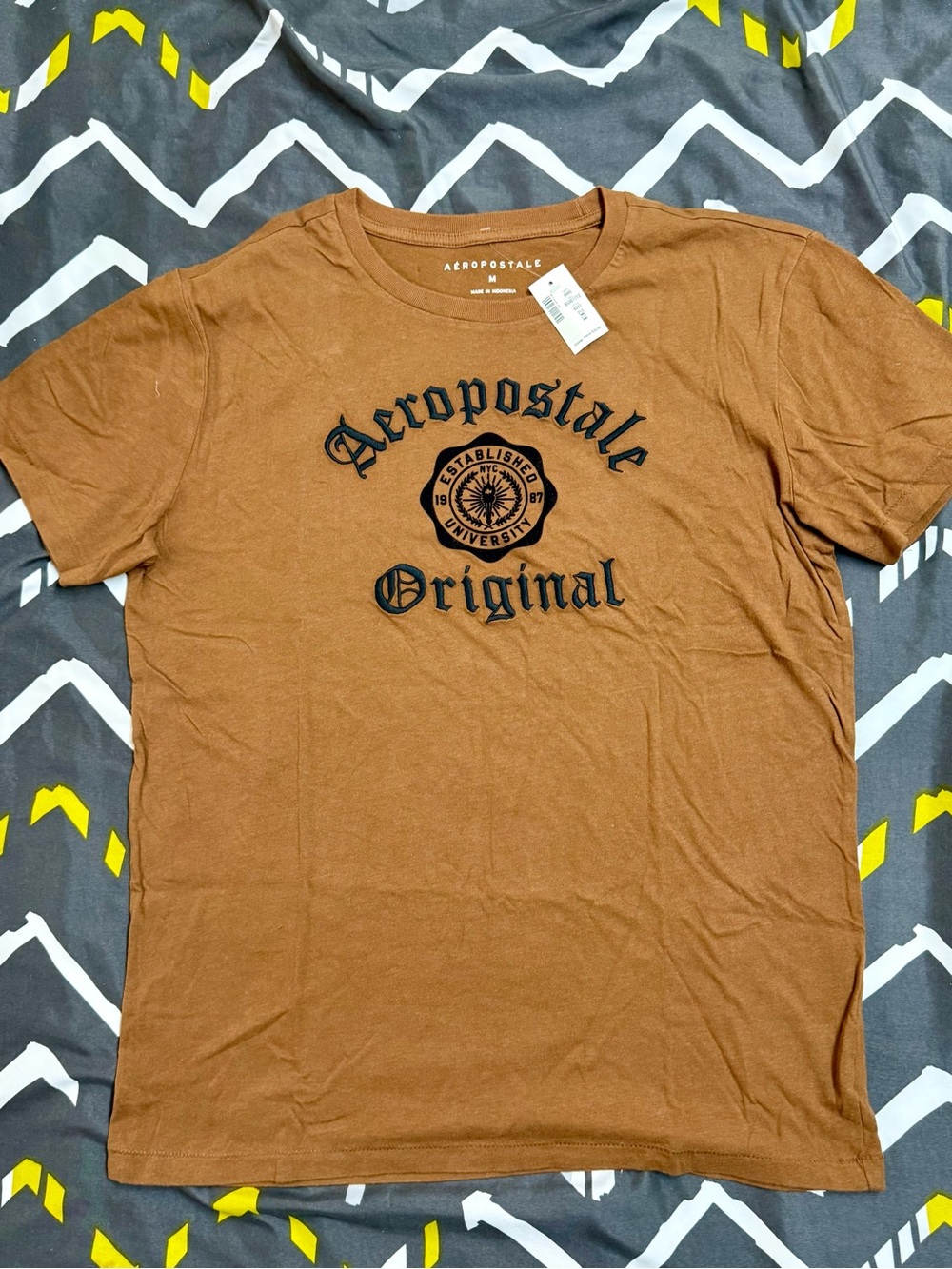 Aeropostale Original Crest Graphic Tee